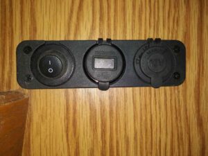 USB and 12V ports